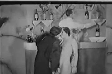 В публичном доме угостились групповухой