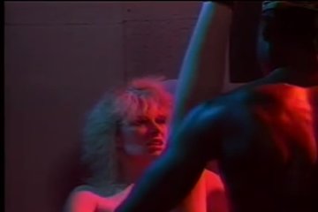 За многие десятки лет этот ролик не утратил актуальности