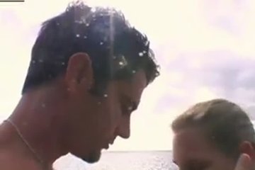 Девчонка разные места посетила